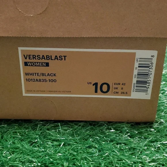 ASICS Versablast White and Black Womens Running Gym Lace Up Sneakers Size 10 - Picture 8 of 9